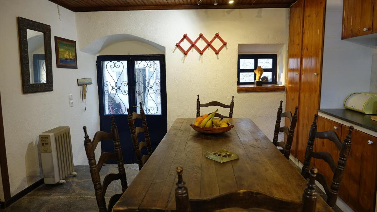 فيلا The Old Olive Mill House Aegae المظهر الخارجي الصورة